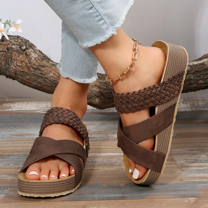 LILA | CROSS-STRAP ERGONOMIC SANDALS